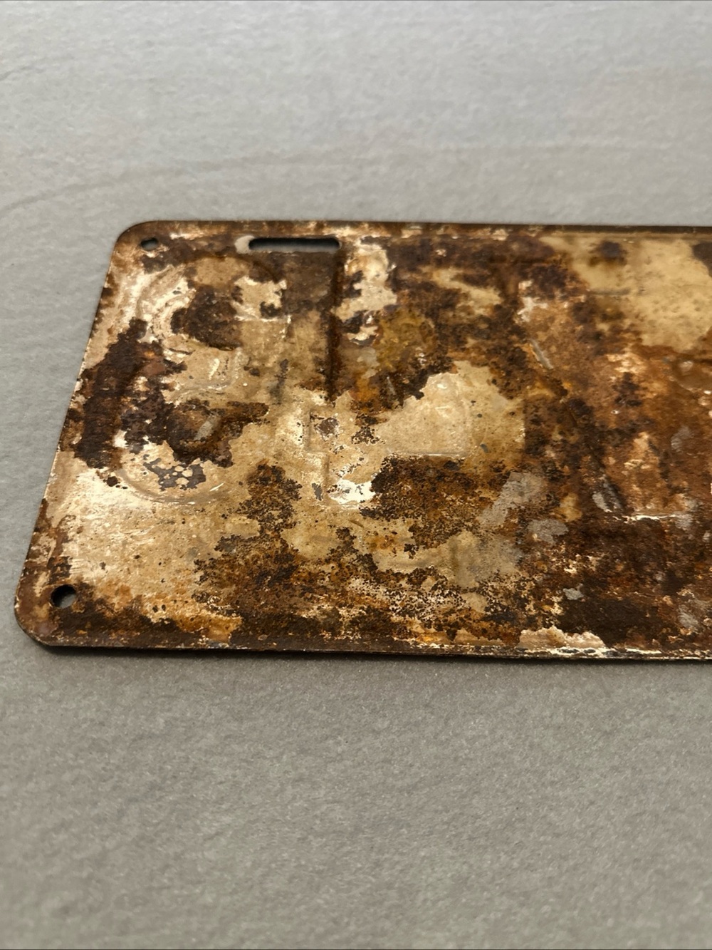 Vintage 1927 Maryland License Plate - Cream and Black - Picture 6 of 7